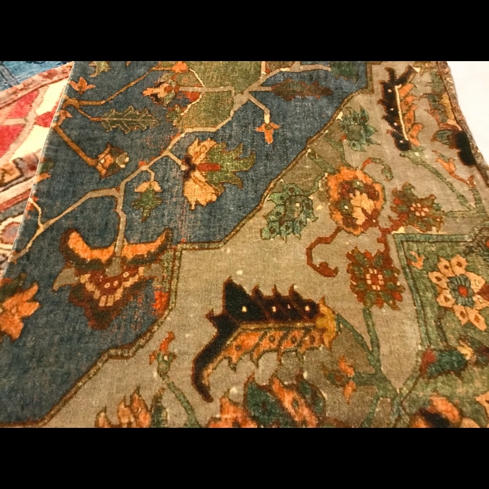 Pottery Barn Joya Antiqued Persian Velvet Pillow Cover, 20” - Picture 4 of 8
